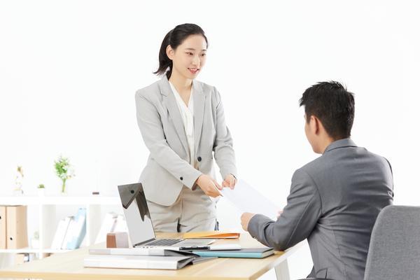 数字营销求职者简历模板：助力职业发展与项目融资的成功之道 图2