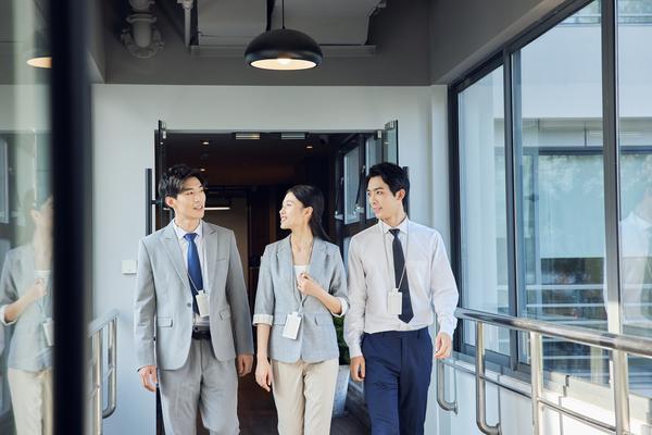 房屋抵押贷款回访：深入了解客户需求，确保贷款安全与合规图1