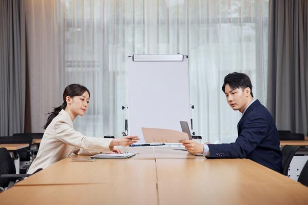 北美衣服品牌策划工作内容及项目融资策略 图2