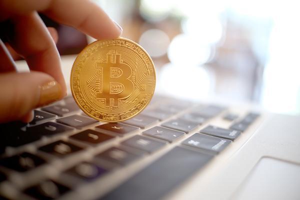 万科企业融资数据查询系统的应用与价值解析 图1