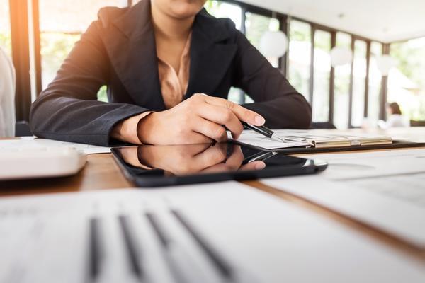 汽车融资服务合同纠纷案例解析：探究合同履行与违约责任 图1