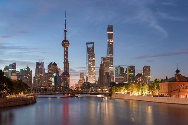 信贷员在项目融资与企业贷款中的提前还款条款解析及操作规范