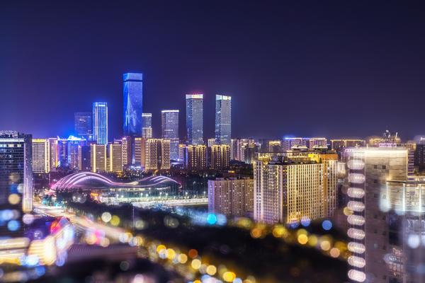 建筑施工企业转型升级：项目融资与企业贷款的关键策略 图1