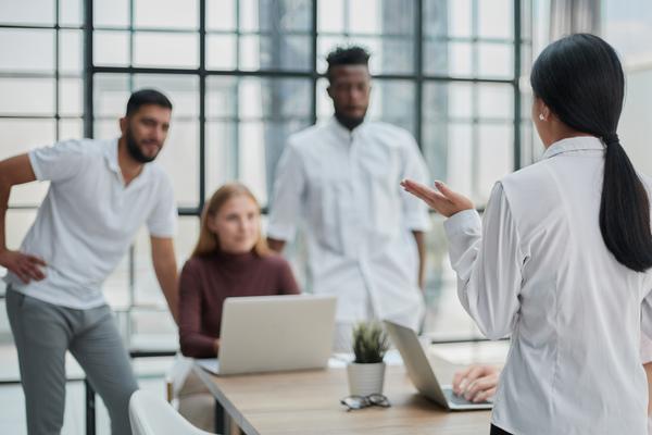 项目融资与企业贷款中的营销策略商业思维导图解析 图2