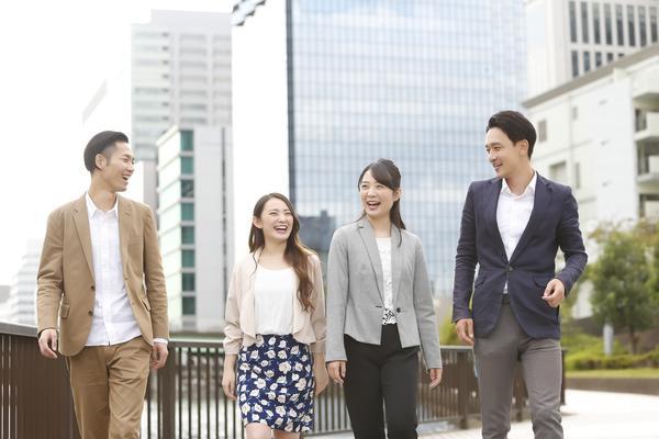 《创新助力进步：探索未来发展的关键词》图1